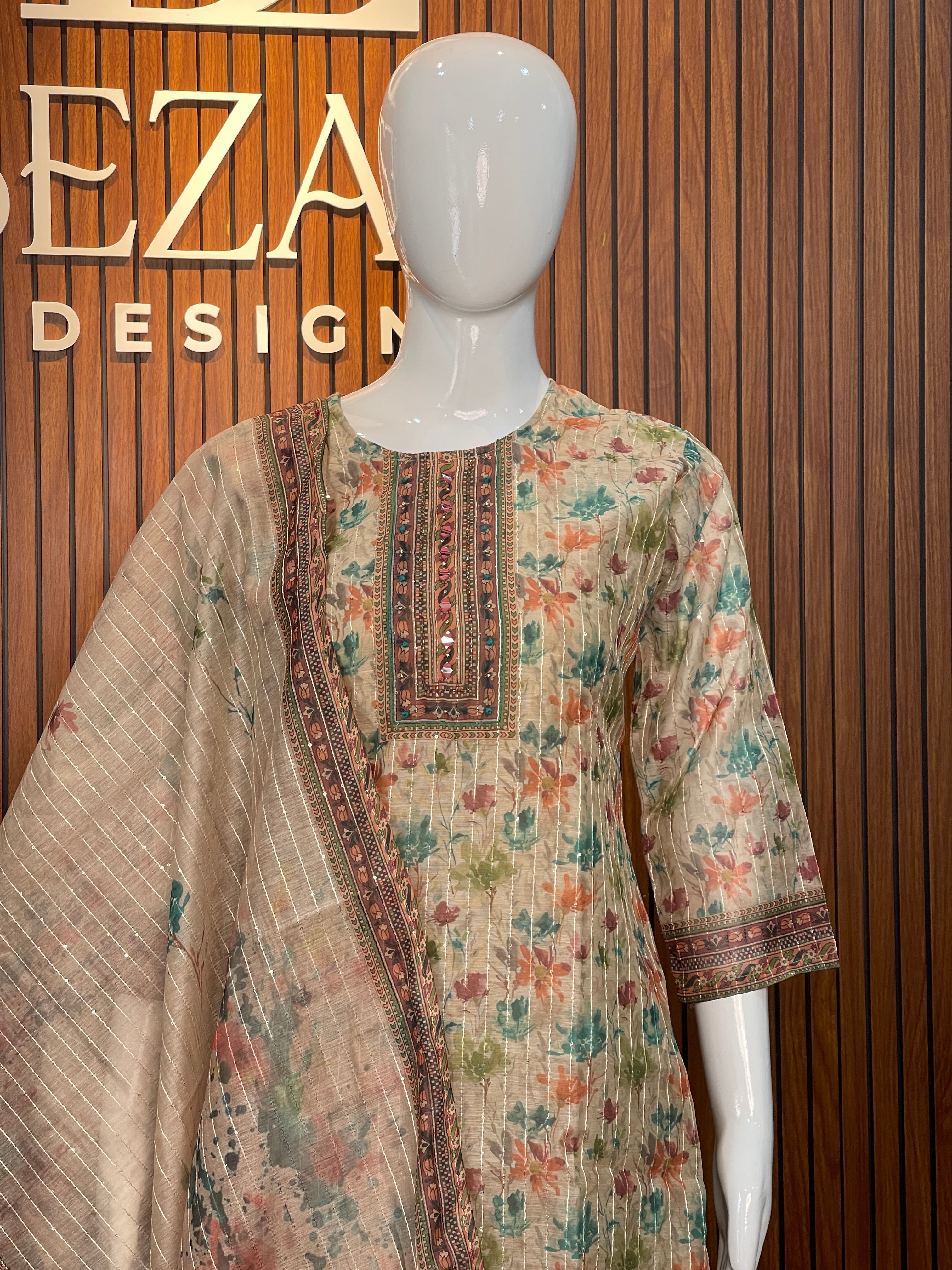 Salwar Set in Printed Organza