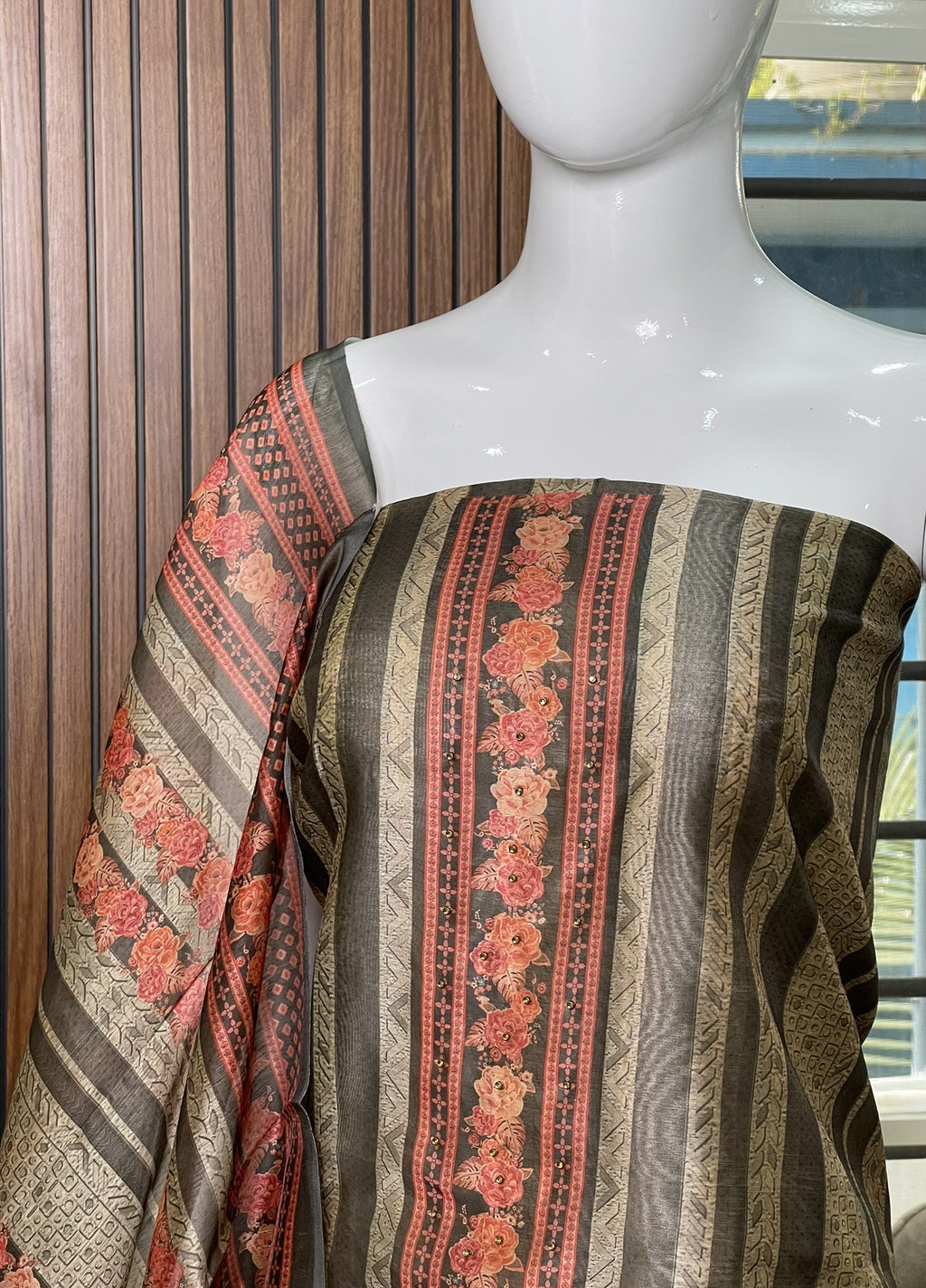 Unstitched Salwar Set